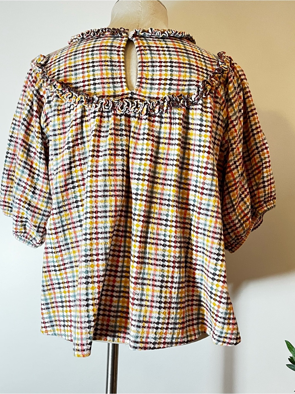 Fall Flowy Multicolor Plaid Ruffle V-Neck Top - Picture 4 of 4